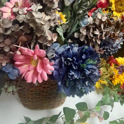 Faux Flowers, Flower Boquet in vase, Wreath, and wreath with birdhouses.