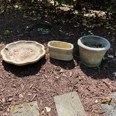 1260 Lot of Cement Planters and birdbath top