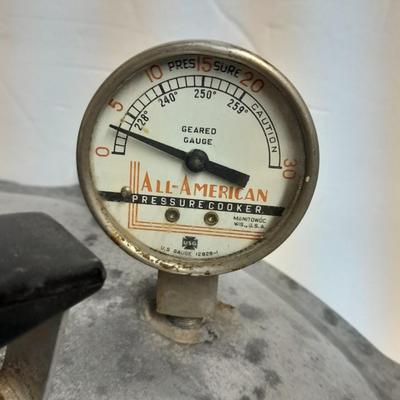Antique All American Cast Aluminum Pressure Cooker Canner no. 7 Wisconsin Foundry Co, 15 1/2 QT,