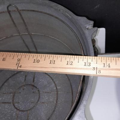 Antique All American Cast Aluminum Pressure Cooker Canner no. 7 Wisconsin Foundry Co, 15 1/2 QT,