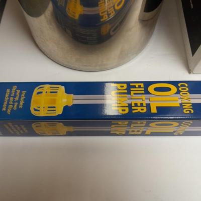 Camp Chef stainless-steel deep-fried turkey pot set with cooking oil filter pump