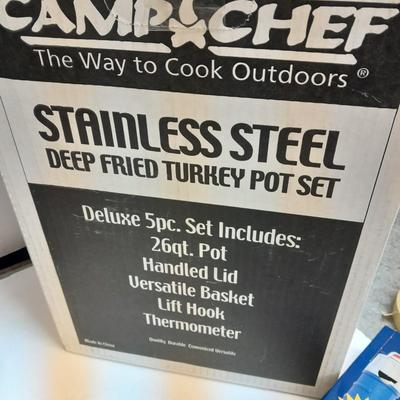 Camp Chef stainless-steel deep-fried turkey pot set with cooking oil filter pump
