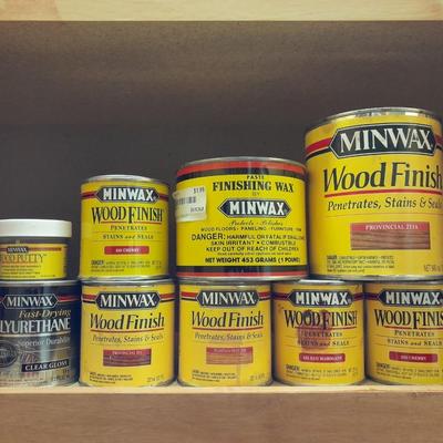 Variety of minwax furniture stain Full to nearly full cans