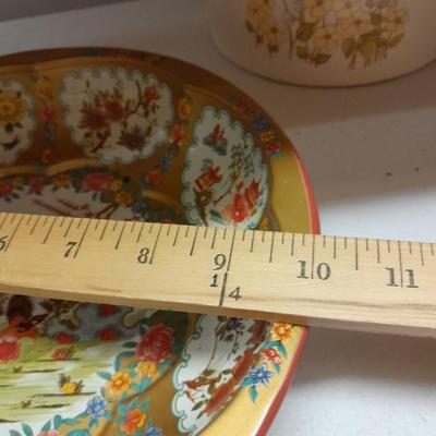 Vintage retro Folgers Butternut Coffee Can Tin Metallic Shiny Colors Bright with metal rooster bowl and more