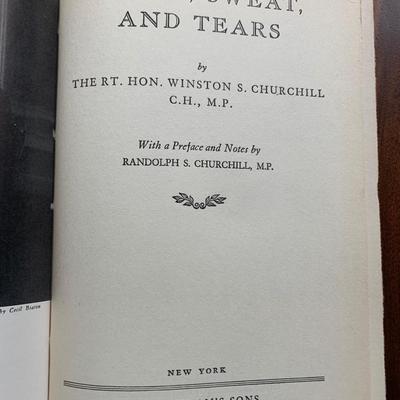 WINSTON CHURCHILL BOOK