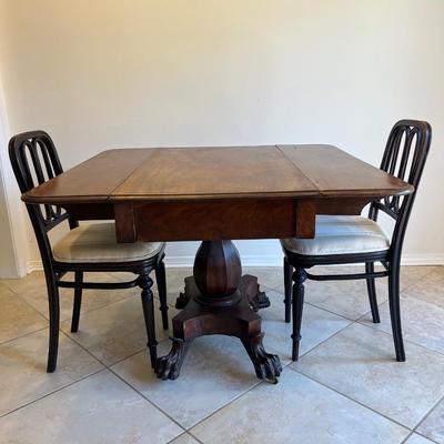Vintage Drop Leaf Claw Foot Table & 2 Chairs*Read Details