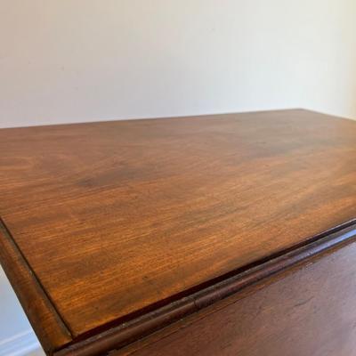 Vintage Drop Leaf Claw Foot Table & 2 Chairs*Read Details