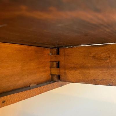 Vintage Drop Leaf Claw Foot Table & 2 Chairs*Read Details
