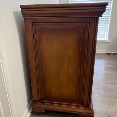 Wooden Dove Tail, 9 Drawer Dresser Plus 3 Hidden Drawers