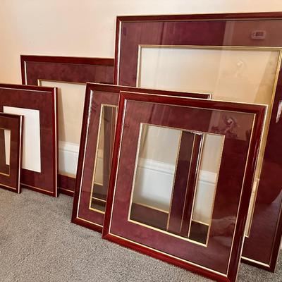 Frame Lot