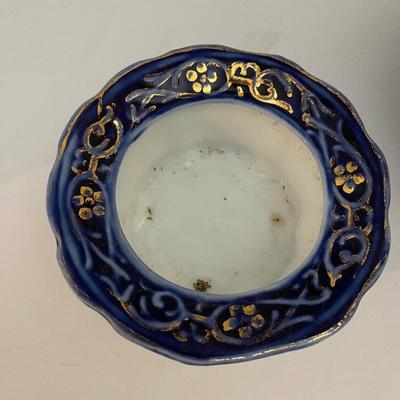 Blue and White Collectible Lot