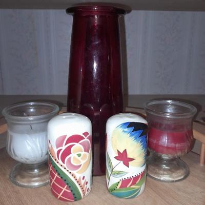 Wooden Lazy Susan with salt & pepper shakers, Black and decker jar opener and more