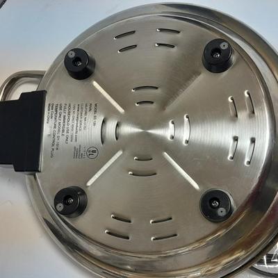 Nice Stainless steel Rival Electric skillet with lid and cord
