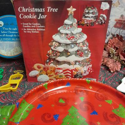 Christmas Cookies for Everyone! Tree shaped cookie jar, with Cookie tins and cookie platters