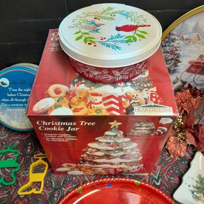 Christmas Cookies for Everyone! Tree shaped cookie jar, with Cookie tins and cookie platters