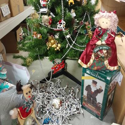 EVERYTHING you need for Christmas! Tree, ornaments, lights, wrapping and more!!