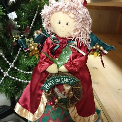 EVERYTHING you need for Christmas! Tree, ornaments, lights, wrapping and more!!