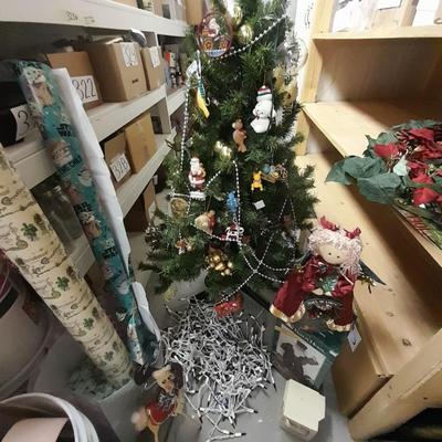 EVERYTHING you need for Christmas! Tree, ornaments, lights, wrapping and more!!