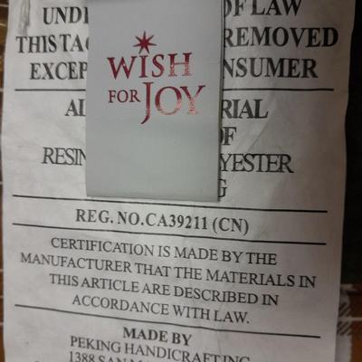 A little bit O' Christmas Cheer ** Scent burner, Holiday treats, Candles and more