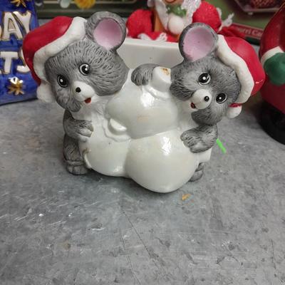 A little bit O' Christmas Cheer ** Scent burner, Holiday treats, Candles and more