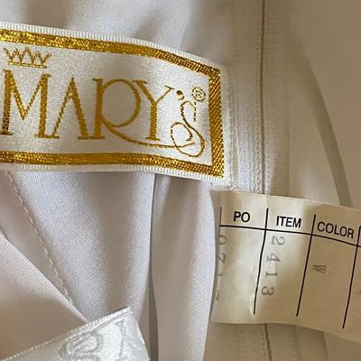 Maryâ€™s Wedding Dress
