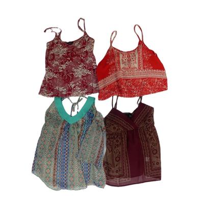4 pcs Women's Tank Tops M