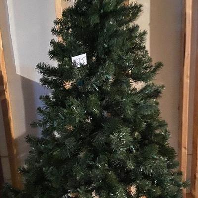 6â€™ Christmas Tree With Lights