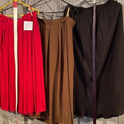 44-46 Womenâ€™s  Skirts