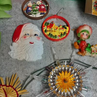 Vintage Christmas Decorations and ornaments Woven wheat wreath