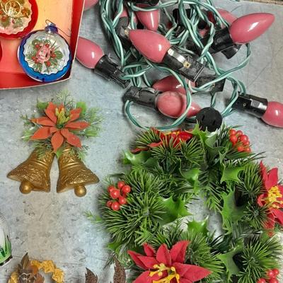 Vintage Christmas Decorations and ornaments Woven wheat wreath