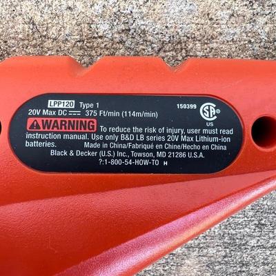 BLACK & DECKER 20V Pole Saw 9ft.
