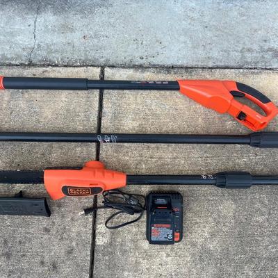 BLACK & DECKER 20V Pole Saw 9ft.