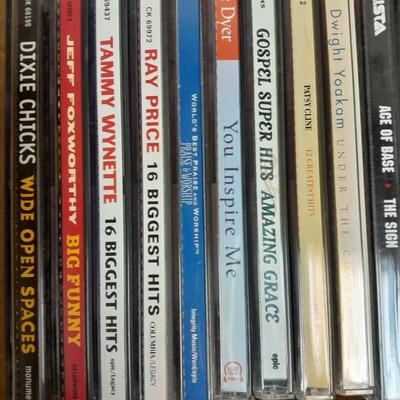Variety of music on Compact Disks CD'S, Ace of base, Korn, Tammy Wynette, Jeff Foxworthy and more