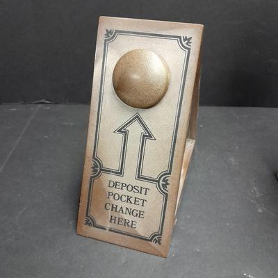 Kentucky Straight Beam's trophy Siamese cat decanter 1960's, with Pocket change bank