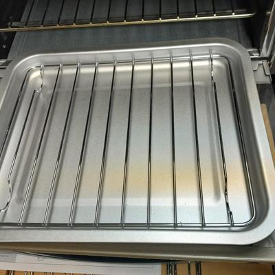 Hamilton Beach Countertop oven / toaster oven with Rotisserie