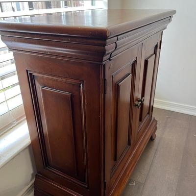 Bed Side Wooden Night Stand *Read Details