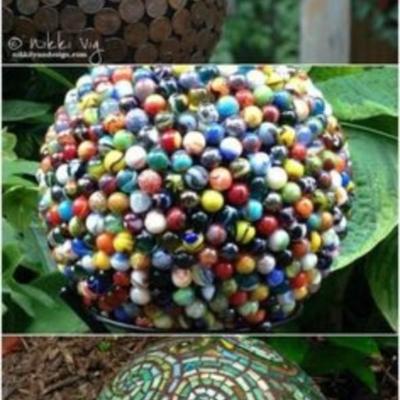 Two bowling balls for John, Sumo and Columbia