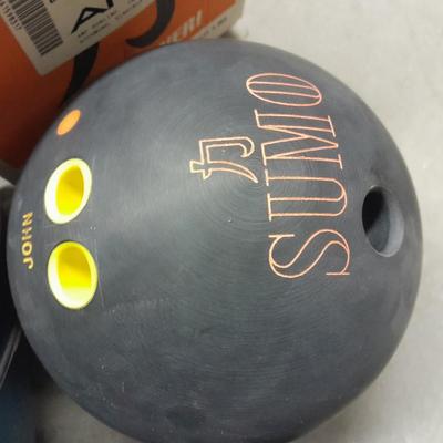 Two bowling balls for John, Sumo and Columbia