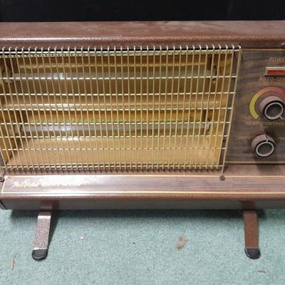 True Value Quartz 1500-watt space heater Model HR-80Q