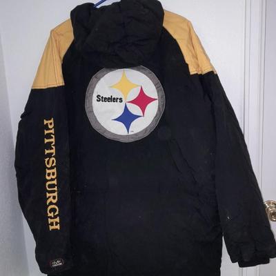 Mirage NFL First String Hooded Pittsburg Steelers Coat size XL