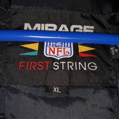 Mirage NFL First String Hooded Pittsburg Steelers Coat size XL