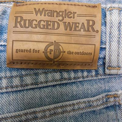 Four pairs of Men's work Jeans Rasco FR, Wrangler, Size 46 x 30 & 40 x 32