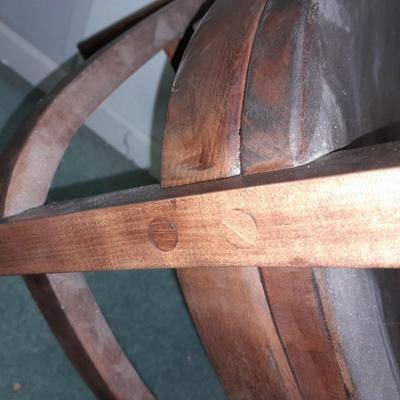 Very nice antique Johnson chair Co. Walnut chair