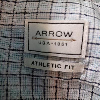 Eight Men's long sleeve button up shirts