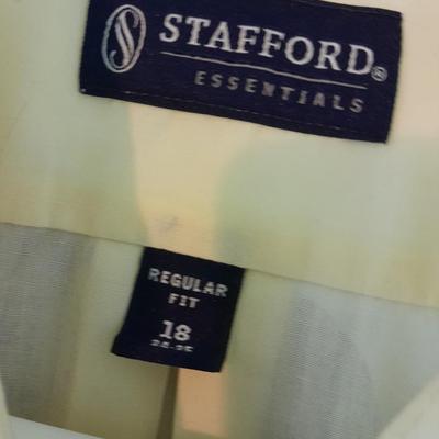 Eight Men's long sleeve button up shirts xl, 18, 34/35