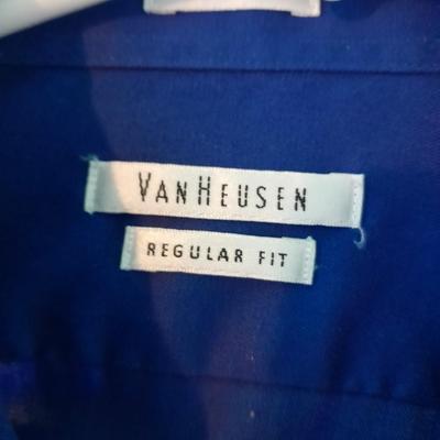 Eight Men's long sleeve button up shirts xl, 18, 34/35