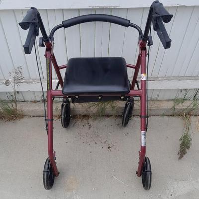 Drive Folding Mobility / sit down walker