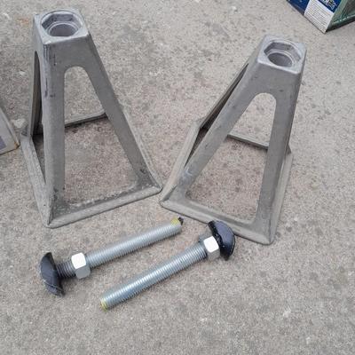 RV / CAMPER Lynx Levelers and 4 RV Camper Aluminum Jack Stands Stabilizers