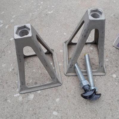 RV / CAMPER Lynx Levelers and 4 RV Camper Aluminum Jack Stands Stabilizers