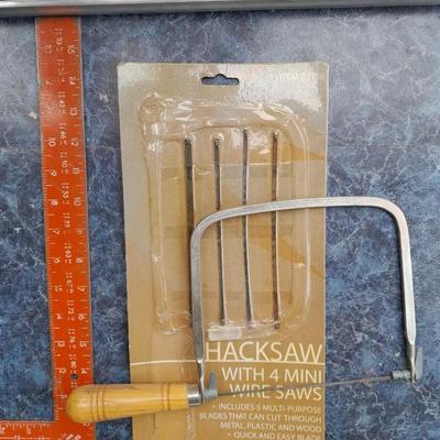 HANDTOOLS - Hacksaw with blades, Square, hand saw and a level